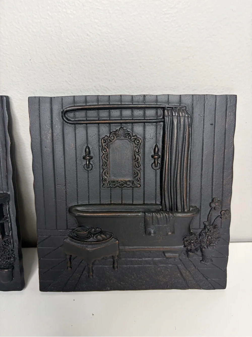 Set of 2 Vintage-Style Black Bathroom Wall Plaques